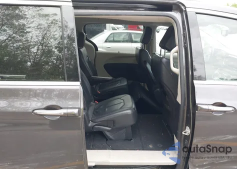 2018 Chrysler Pacifica Touring L из США, поврежденный, VIN 2C4RC1BG2JR128875